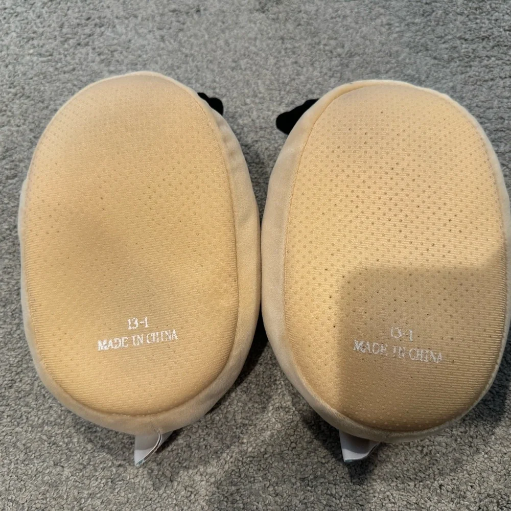 Squishmallows Pug Slippers | Size 13–1 | Like New